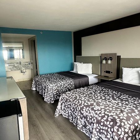Days Inn By Wyndham El Paso Airport East Экстерьер фото