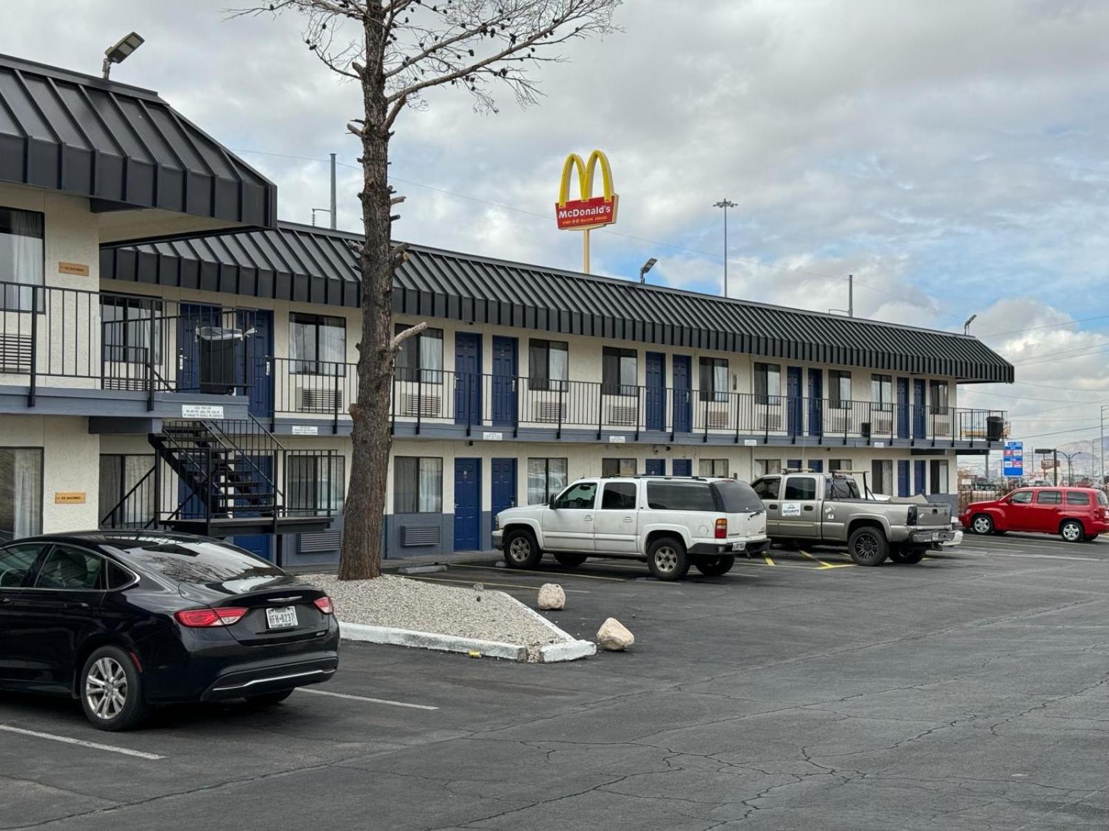 Days Inn By Wyndham El Paso Airport East Экстерьер фото